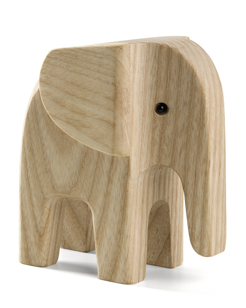 Novoform elefant i træ - Elefant i lys asketræ - Gratis fragt